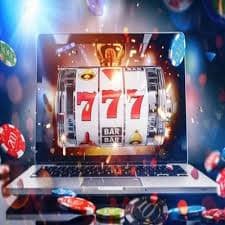 Người chơi thưởng thức cầu lông phong trào tại Việt Nam